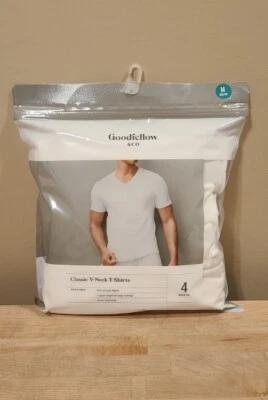 $15.99 • Buy Goodfellow & Co Classic V-Neck T-Shirts , Mens Medium (38/40) , 4 White Shirts 