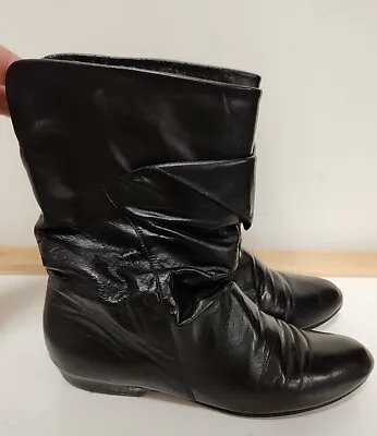Vintage Cobbles Slouch Ankle Boots Sz7 S1 • $39.99