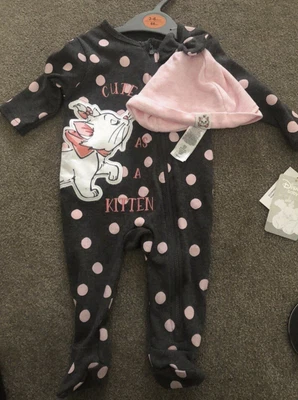 £2.20 • Buy Baby Girls Romper And Matching Hat BNWT 3-6 Months 