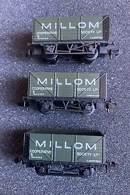 3 Minitrix N Gauge 7 Plank Mineral Wagon ‘MILLON’ Cooperative  (see Below) MINT • £21.99