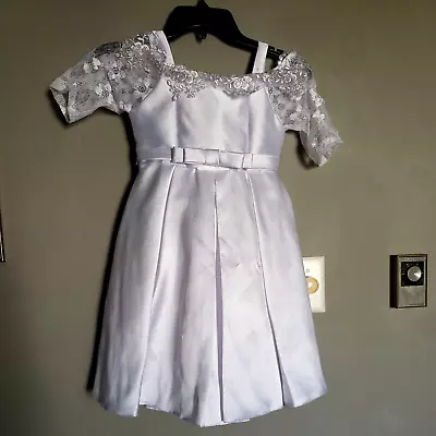 Pageant Dress Girls Formal White Princess Off Shoulders Lace Party Dress Size 6T • $20