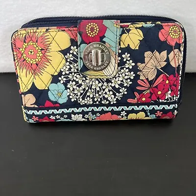 Vera Bradley Quilted Wallet HAPPY SNAILS Turn Lock Style Retired Floral Navy • $14.99