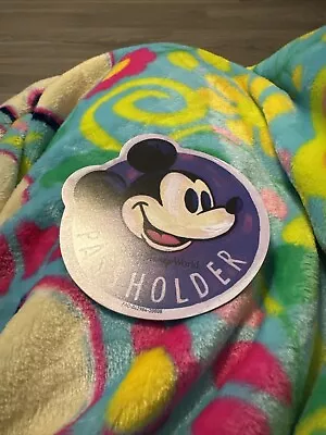 AUTHENTIC Disney EPCOT Festival Of The Arts Mickey AP Annual Passholder Magnet • $8
