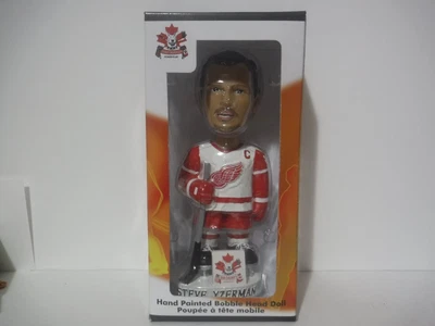 $21.96 • Buy 2003 Steve Yzerman Bobble Head Collectible Series