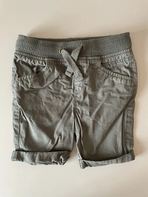 £0.99 • Buy Boys Khaki Green Cargo Shorts 18-24 Months Tu