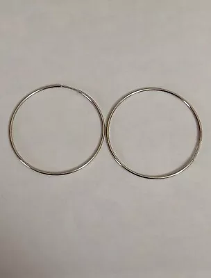 18 Carat White Gold Hoop Earrings • £100