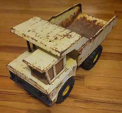 Vintage 1970s Mighty Tonka Pressed Steel Dump Truck Tipper (Sun Fade/Rust) 🇺🇸  • $55