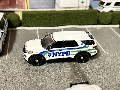 £20.14 • Buy Greenlight 1/64 NYPD Newly Designed Ford Explorer Slick Top Custom