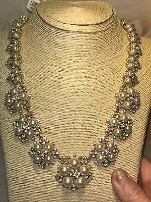 Macy’s NWT $79.50 Retail Faux Pearl And Diamond Gold Statement Cluster Necklace • $49.95