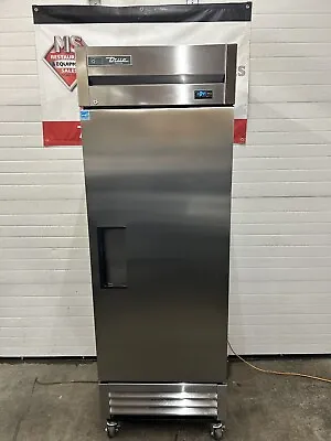 True T-19F-HC Reach In Freezer 1 SS Solid Door 3 Shelves Fully Refurbished! • $1749