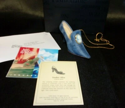 $34.99 • Buy Just The Right Shoe, Raine  Cameo Appearance  Necklace Autographed # 25219 W/COA