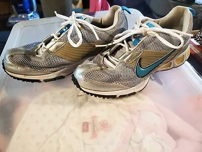 Nike Blue/ Grey Women's Size 8.5 • $18