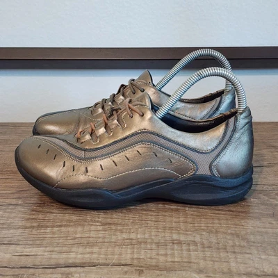 $29.99 • Buy Clarks Wave Wheel Women's Casual Shoes Size 6.5 Bronze