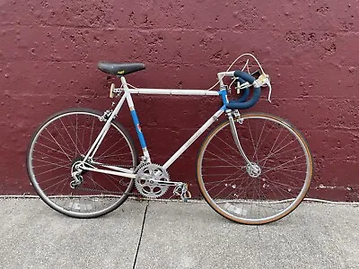 Vintage Viscount Road Bike Handcrafted In England - Filet Steel - Steel Fork • $450