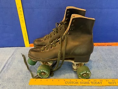 Roller Derby Labeda Roller Star Roller Skates Size 8 NEED SOME WORK / REPAIRS  • $28.78