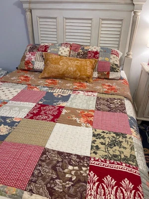 $168 • Buy Pottery Barn, Patchwork Quilt ,set. Reversible Floral, King Size 3 -pcs Cotton 