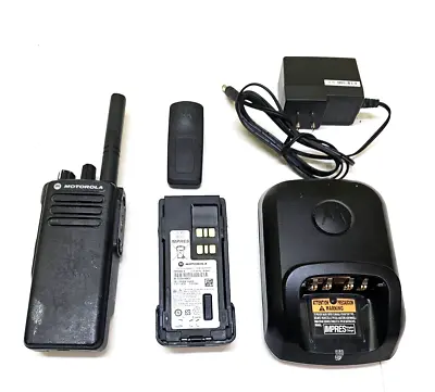 Motorola MOTOTRBO XPR7350 403-512 MHz UHF Two Way Radio W Charger AAH56RDC9KA1AN • $189.99