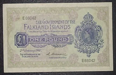 1967 **EF** January £1 Falkland Islands -{ E66042 }- P-8a Blue • £74.99