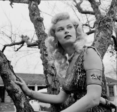 $9 • Buy Actress Irish Mccalla Poses At Home As Sheena In LA 1956 OLD PHOTO 4