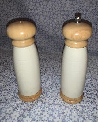 Rayware Vintage Cream Ceramic & Wood Salt Shaker & Pepper Grinder Set. New.  D2^ • £7.99