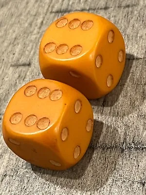 Art Deco Butterscotch Bakelite Light Pips Rounded Corner Dice 022224gAF • $28.75