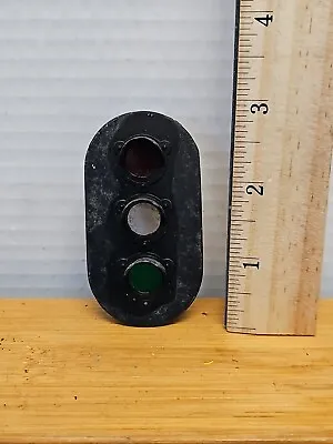 Vintage Railroad Signal Light All Metal No Wires Or Lamps.  • $14.99