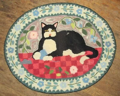 Vintage Claire Murray Hand Hooked Rug Country Cat  23”x 28  Wool Oval Folk Art • $124.99