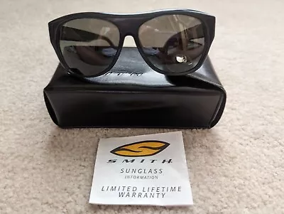 Smith Optics Roundhouse Sunglasses Smoke Black/Grey Gradient CR39TLT Lens + Case • $49.99