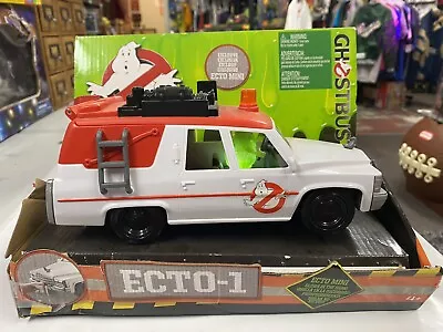 Ghostbuster Ecto-1 Mini 2015 W/Light Up Glow In The Dark Slimer Light Works • $15