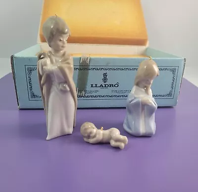 Lladro Mini Sagrada Familia #5.657 Ornaments Holy Family Nativity With Box Baby • $59.99