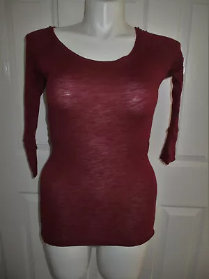 Mossimo Supply Co. Top T-shirt Burgundy 3/4 Sleeves Raw Edges Size Medium • $9.50