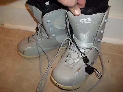 Morrow Snowboarding Boots Womens Size 8 - USED. UK 5.5 EUR 39 CM 25 • $34.99