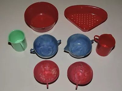 Lot Of 8 Vintage Child's Toy Plastic Dishes Measuring Cups Amsco • $8.99