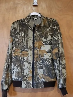 Cabelas Camo Hunting Jacket Mens Smal Reg Large Pockets  • $35