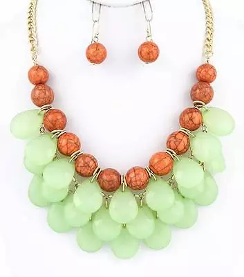 Mint And Coral Faceted Lucite Drop Gold Tone Link Bubble Bauble Necklace Earring • $16.99