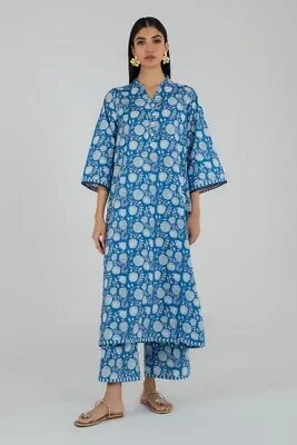 Pakistani Branded Sana Safinaz 2 Piece Medium Suit • £20