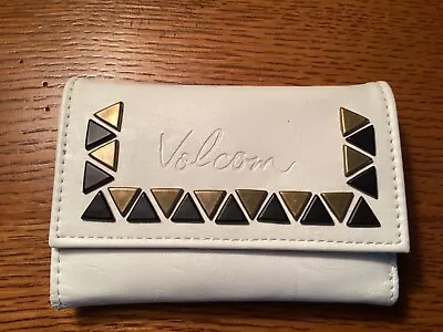 Volcom White Bi-fold Women's Wallet • $29.21