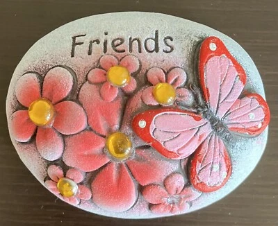 £0.99 • Buy 💜hand Painted💖 Friends 💖 Pebble Stone Rock 💜 Glass Beads