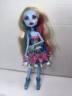 Monster High Dot Dead Gorgeous Abbey Bominable Necklace Purse • $34.99