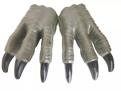 Jurassic World JW VELOCIRAPTOR RAPTOR CLAWS GLOVES Hasbro 2014  • £9.50