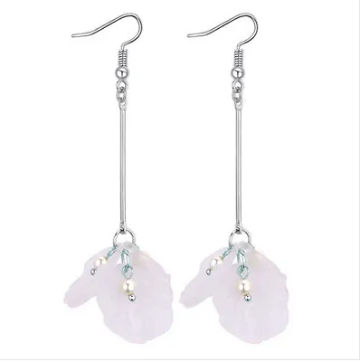 MARNI H&M White Flower Earrings • $17.99
