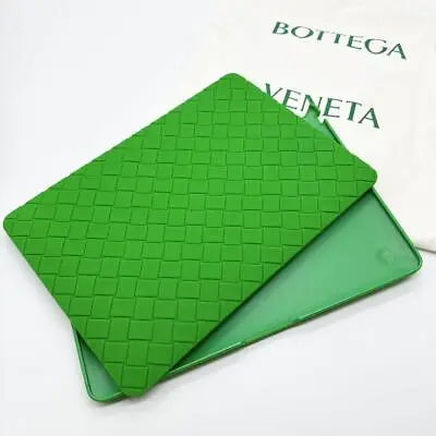 BOTTEGA VENETA Authentic Macbook Pro 13 Case Green Intrecciato Silicone New  • $236.04