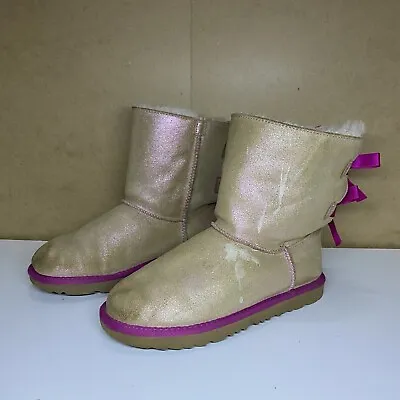 UGG Bailey Bow II Shimmer Boots Size UK 4 EU 37 Pink Fuchsia Sheepskin Shoes • £20