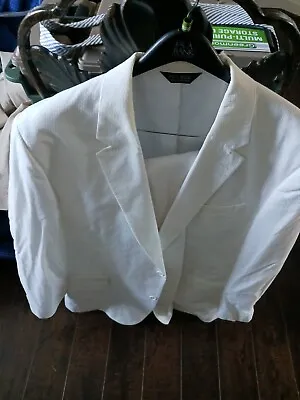 Men Suit 50 Long Seersucker  • $100