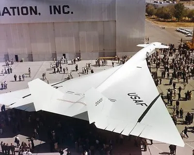XB-70 / XB-70A VALKYRIE AIRCRAFT ROLLOUT 11x14 SILVER HALIDE PHOTO PRINT • $29.99