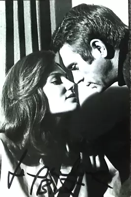 £4 • Buy JACQUELINE BISSET SIGNED AUTOGRAPHED PHOTO. BULLITT. STEVE McQUEEN. THE DEEP.