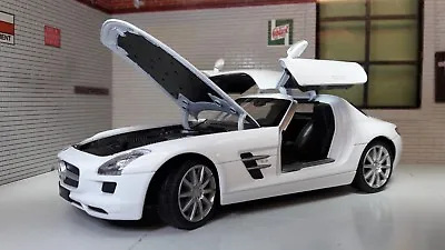 Mercedes SLS AMG White Gull Wing V8 G 1:24 Diecast Scale Model Welly Car • $43.56