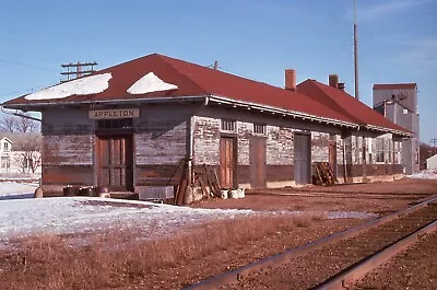 T: Duplicate Slide MILW Milwaukee Road Depot - Appleton MN • $3.25