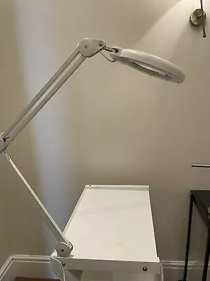 Daylight Magnifying Lamp Used VGC • £45