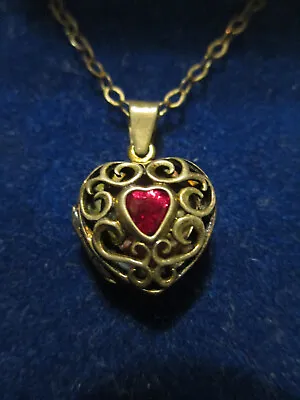 Vintage Jezlaine Filigree Heart Photo Locket Sterling Silver Pendant Necklace! • $35